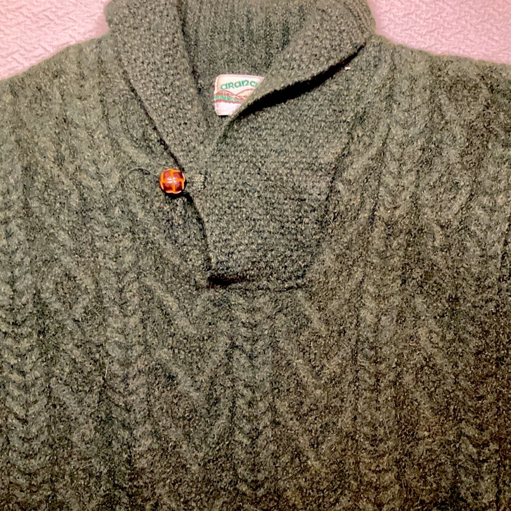 Shrunken 100 percent wool mens sweater from Ireland